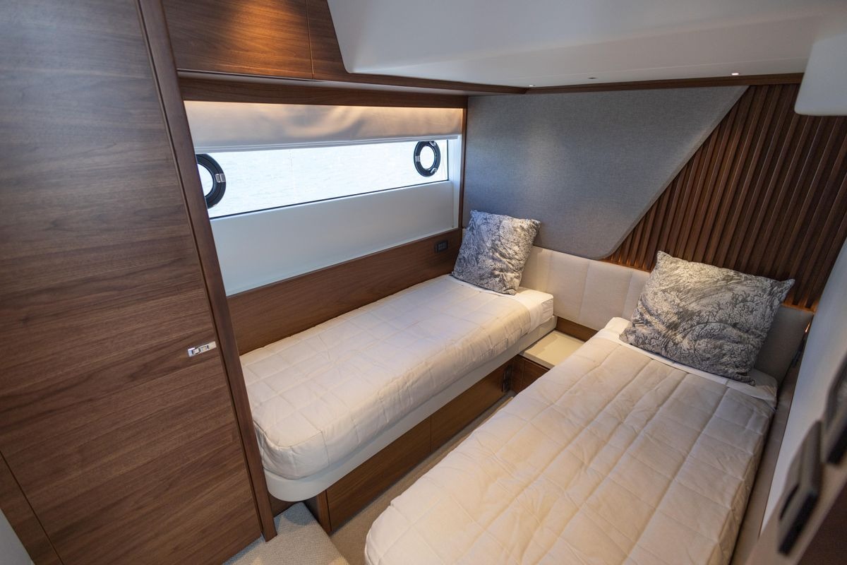 Princess S72 image 10