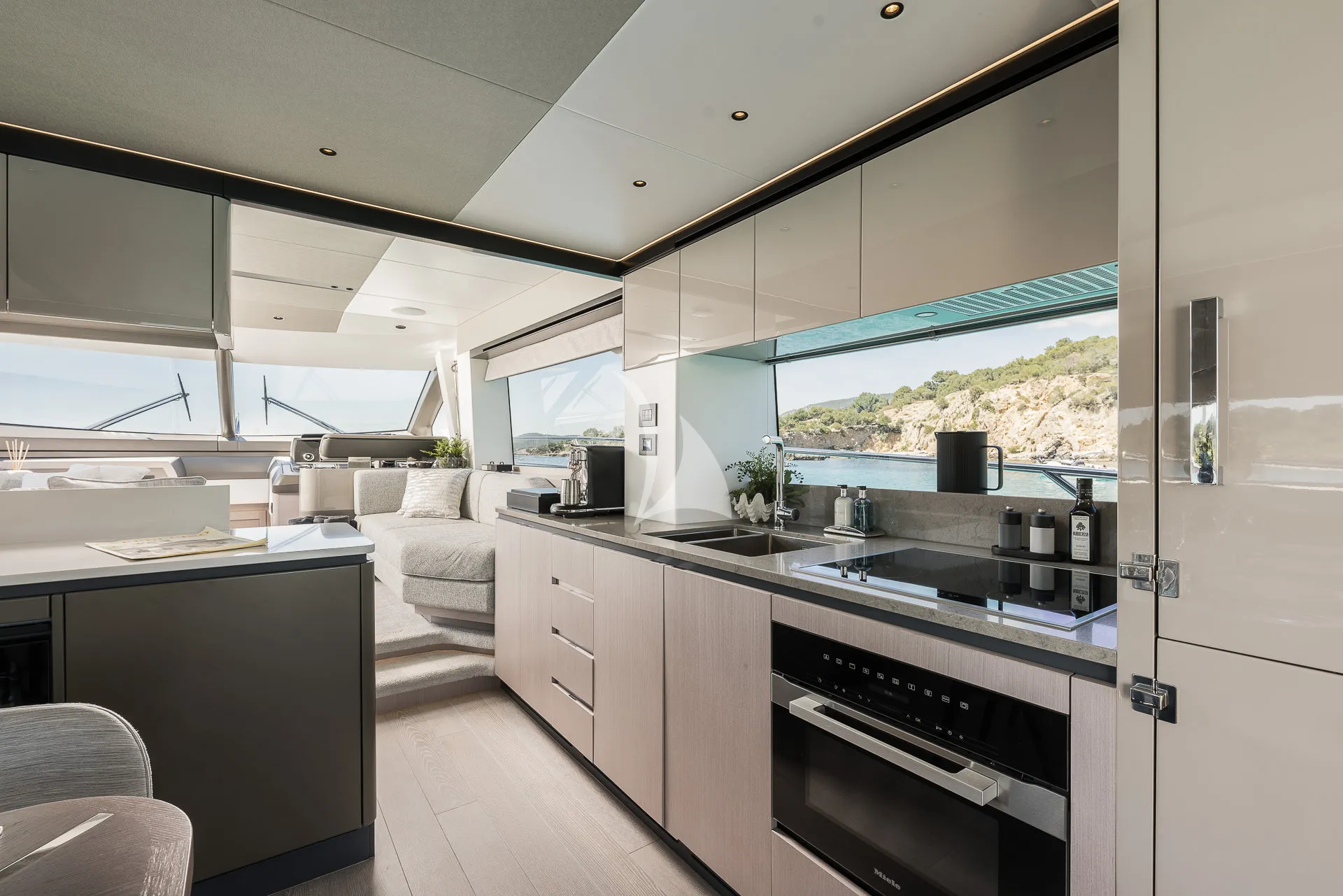 Sunseeker Manhatten 68 imagen 11
